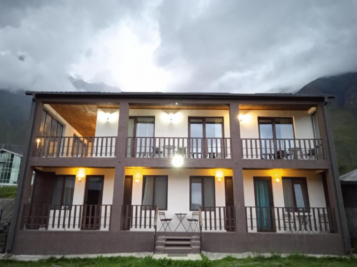 Elsada Ξενοδοχείο Kazbegi Εξωτερικό φωτογραφία